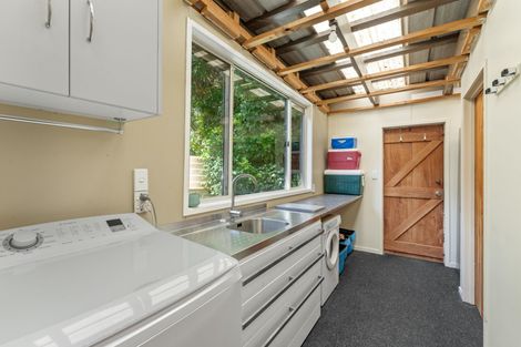 Photo of property in 2395 State Highway 1, Brynderwyn, Maungaturoto, 0587