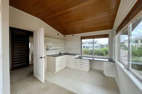 Photo of property in 156 Clovelly Road, Bucklands Beach, Auckland, 2012