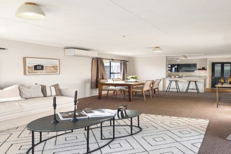 Photo of property in 1 Perry Crescent, Greenmeadows, Napier, 4112