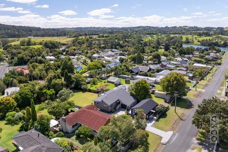 Photo of property in 19 Maude Street, Riverhead, 0820