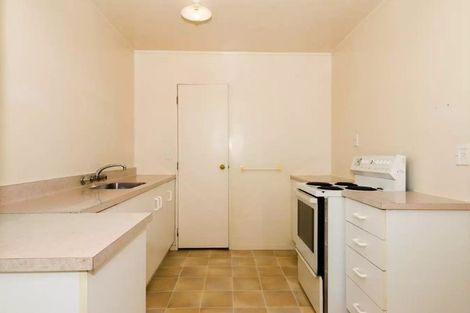 Photo of property in 10a Elizabeth Drive, West Harbour, Auckland, 0618