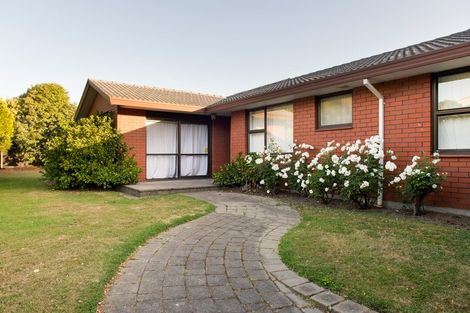 Photo of property in 26 Rembrandt Place, Burnside, Christchurch, 8053
