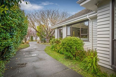 Photo of property in 43 Charlcott Street, Burnside, Christchurch, 8053