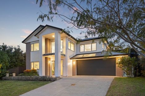 Photo of property in 121 Isabella Drive, Pukekohe, 2120