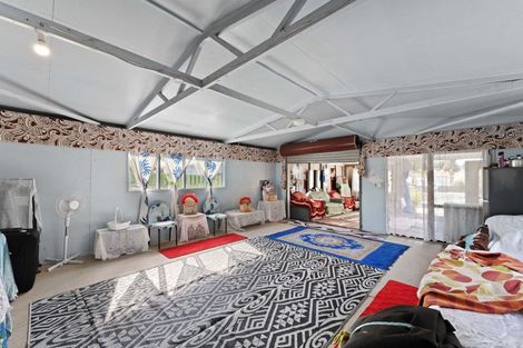 Photo of property in 5 Treviso Place, Clover Park, Auckland, 2023