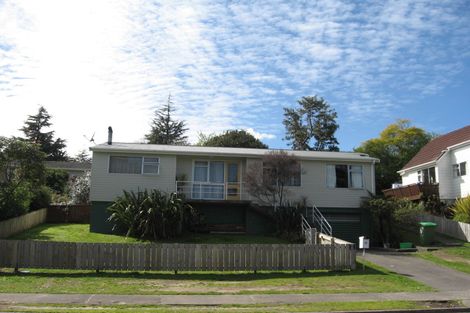 Photo of property in 10 Arawata Avenue, Welcome Bay, Tauranga, 3112