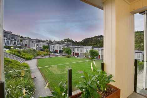 Photo of property in 13 Makamaka Lane, Albany Heights, Auckland, 0632