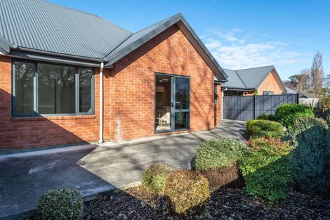Photo of property in 112 Riverlaw Terrace, Saint Martins, Christchurch, 8022