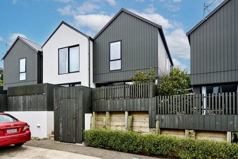 Photo of property in 19/6 Oswald Crescent, Paparangi, Wellington, 6037