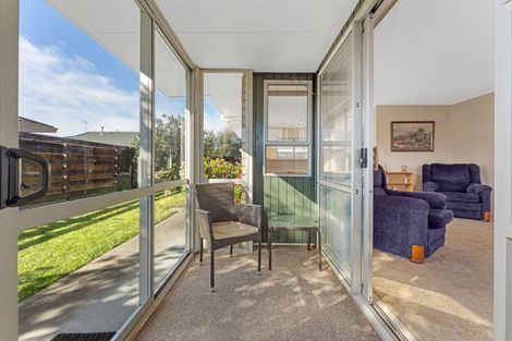 Photo of property in 1/99 Vogel Street, Roslyn, Palmerston North, 4414