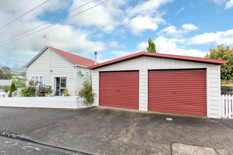 Photo of property in 88 Young Street, New Plymouth, 4310