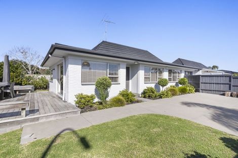 Photo of property in 1/15 Vivian Wilson Drive, Eastern Beach, Auckland, 2012