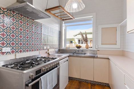 Photo of property in 9 Cheeseman Road, Inner Kaiti, Gisborne, 4010