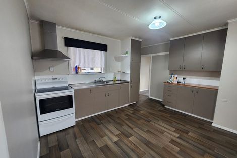 Photo of property in 17 Lytton Street, Feilding, 4702