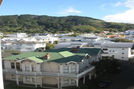 Photo of property in Stadium Garden Flats, 308/107 Thorndon Quay, Pipitea, Wellington, 6011
