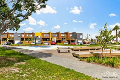 Photo of property in 7 Hudson Bay Road, Hobsonville, Auckland, 0616