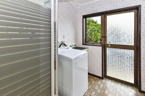 Photo of property in 2/12 Steeple Rise, Pakuranga, Auckland, 2010
