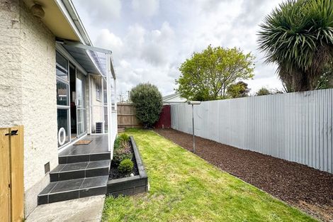 Photo of property in 2/3 Korora Street, Bromley, Christchurch, 8062