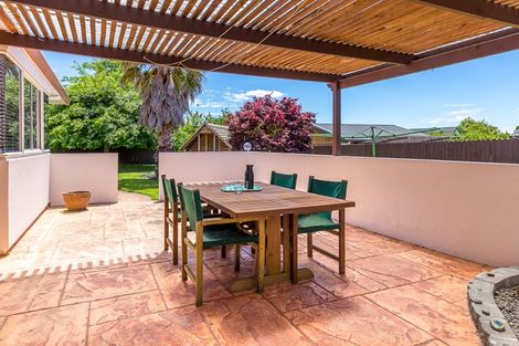 Photo of property in 25 Sunny Crescent, Huapai, Kumeu, 0810