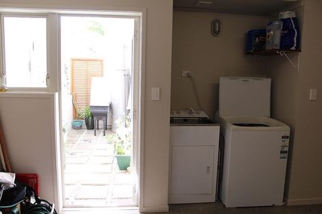 Photo of property in 3/24 Selwyn Road, Cockle Bay, Auckland, 2014
