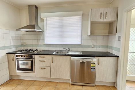 Photo of property in 14 Melrose Road East, Hillsborough, Auckland, 1042