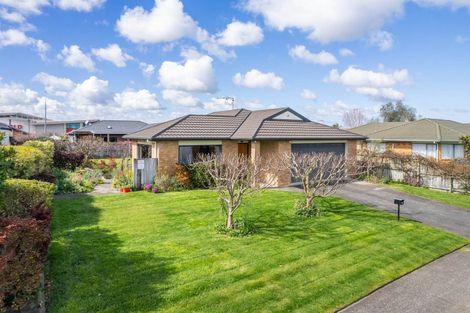 Photo of property in 22 Cranbrook Place, Rototuna North, Hamilton, 3210