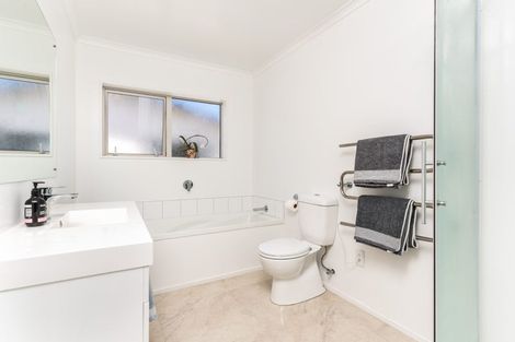 Photo of property in 12 Trelawny Terrace, Grenada Village, Wellington, 6037