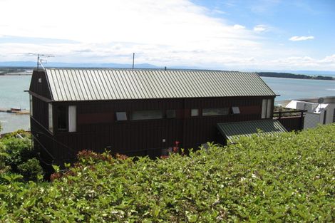 Photo of property in 31 Balmoral Lane, Redcliffs, Christchurch, 8081