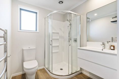 Photo of property in 11 Commodores Close, Coastlands, Whakatane, 3120