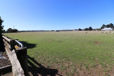 Photo of property in 82 Aerodrome Road, Dannevirke, 4972