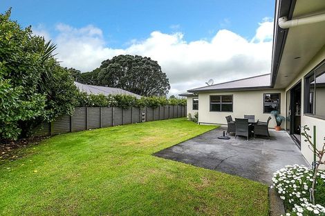 Photo of property in 111 Wairau Road, Oakura, 4314