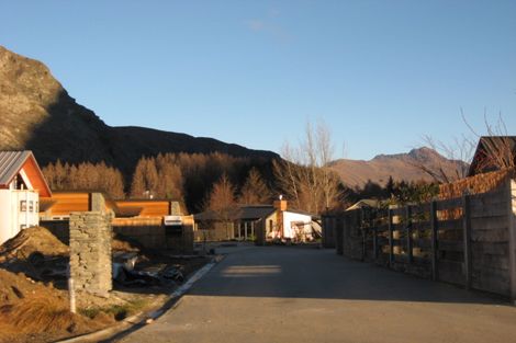 Photo of property in 14 Amber Close, Arthurs Point, Queenstown, 9371