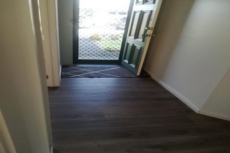 Photo of property in 8l Aotea Road, Glen Eden, Auckland, 0602
