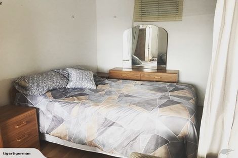 Photo of property in 38 Oruamo Place, Beach Haven, Auckland, 0626