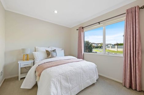 Photo of property in 16 Coolaghy Drive, Flat Bush, Auckland, 2019