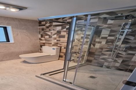 Photo of property in 425f Great South Road, Opaheke, Papakura, 2113