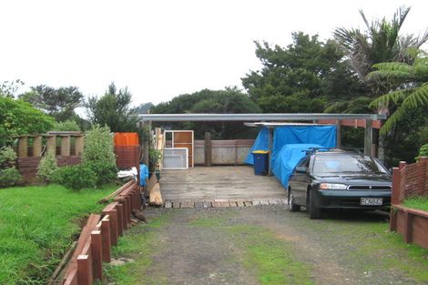 Photo of property in 80 Victory Road, Laingholm, Auckland, 0604
