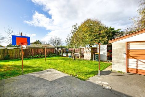 Photo of property in 33 Pensacola Crescent, Broomfield, Christchurch, 8042