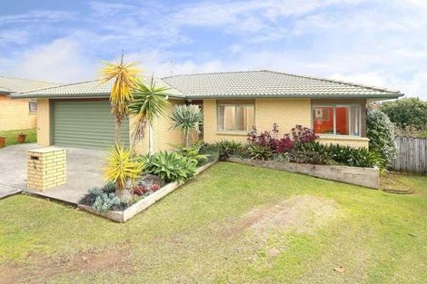 Photo of property in 10 Jubaea Place, Henderson, Auckland, 0610