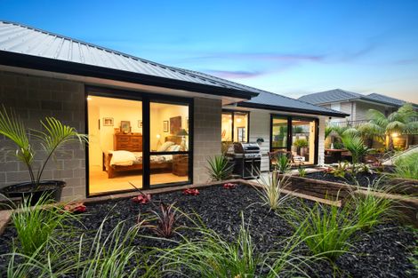 Photo of property in 33 Northwood Close, Warkworth, 0910