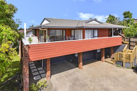 Photo of property in 6 Gleneagles Grove, Wattle Downs, Auckland, 2103