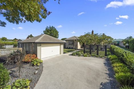 Photo of property in 18 Bolmuir Road, Forest Lake, Hamilton, 3200