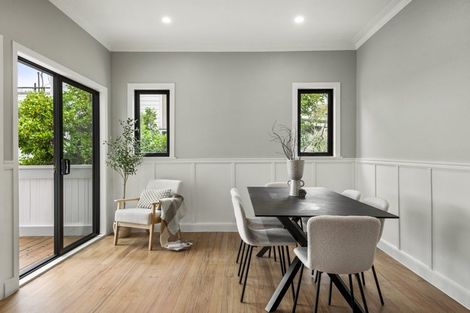 Photo of property in 1/45 Rangitoto Terrace, Milford, Auckland, 0620