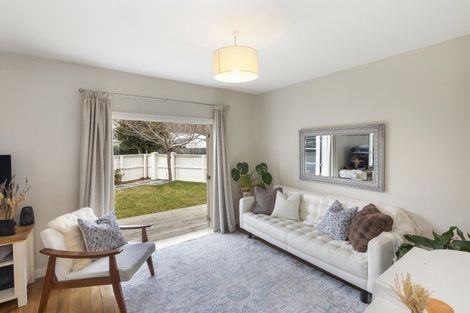 Photo of property in 1/49 Ashgrove Terrace, Somerfield, Christchurch, 8024
