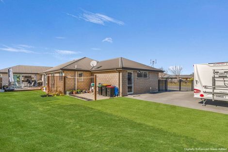 Photo of property in 31 Franklin Drive, Rangiora, 7400
