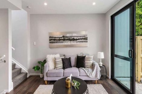 Photo of property in 36 Tokai Place, Glen Eden, Auckland, 0602
