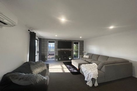 Photo of property in 4 Cedar Crescent, Feilding, 4702