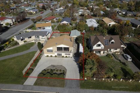 Photo of property in 66 Neplusultra Street, Cromwell, 9310