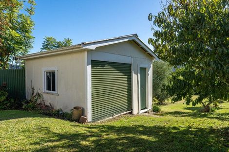 Photo of property in 15 Church Street, Kawakawa, 0210