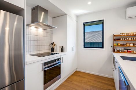 Photo of property in 6 Tuohy Lane, Wanaka, 9305